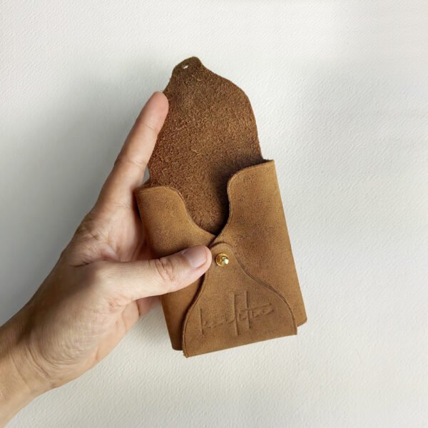 Brown leather case for the playing cards