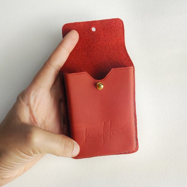 Cutie de piele pentru cărți de joc, cusută manual, culoare roșu Ferrari.